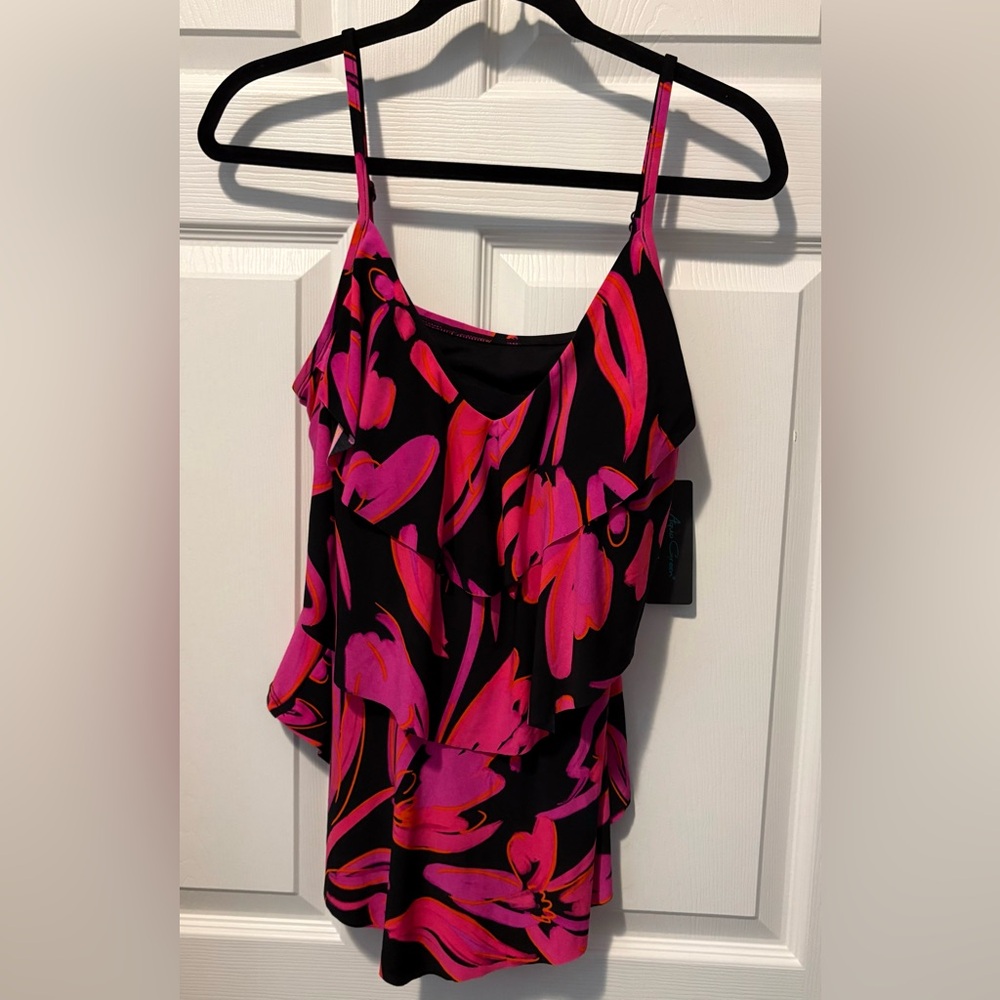 Elegant Pink and Black Women's Swim Camisole